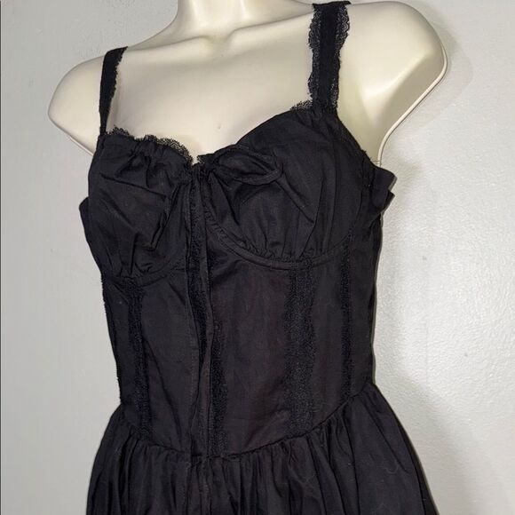 FOREVER 21
Lace-Trim Bow Bustier Mini Dress Small - Picture 9 of 13